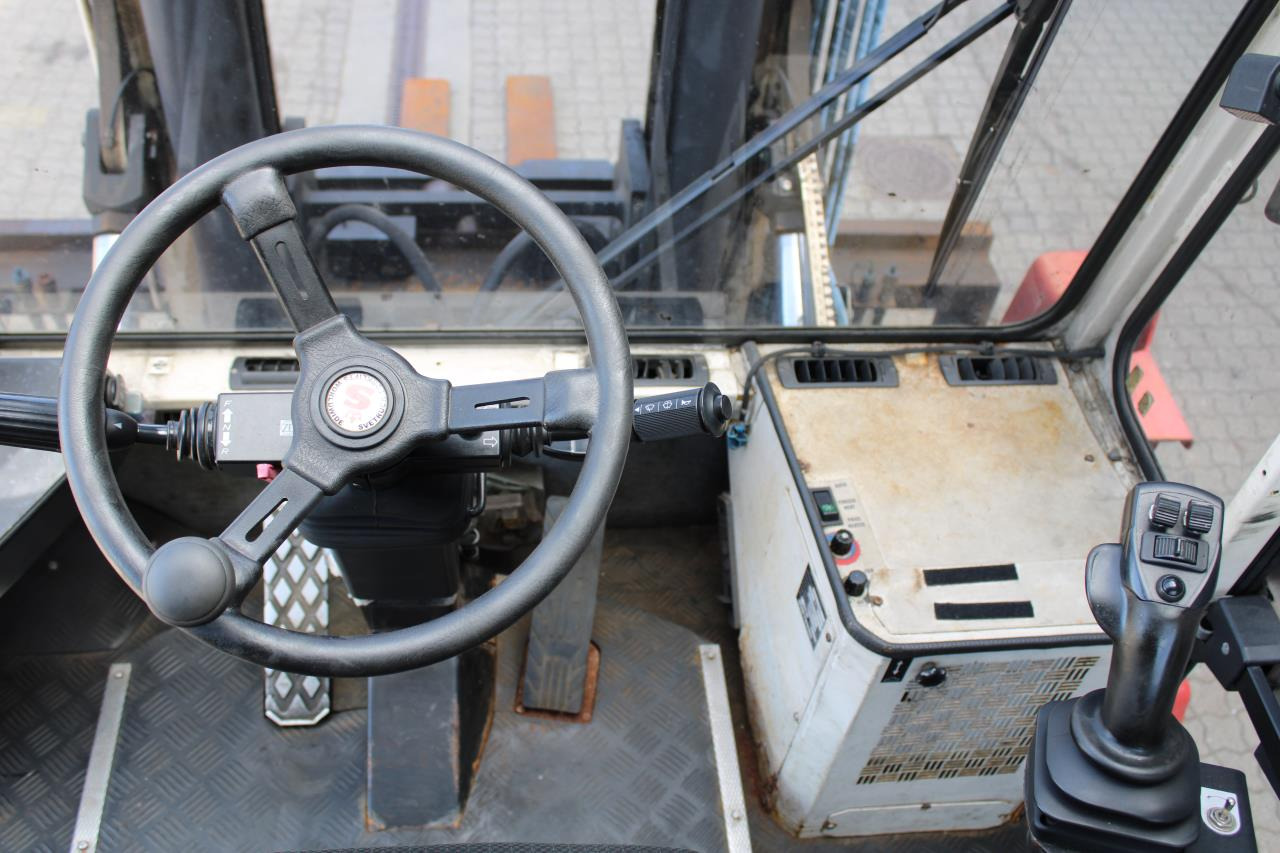 SveTruck 1560 - Diesel heftruck: afbeelding 4 SveTruck 1560 - Diesel heftruck: afbeelding 4