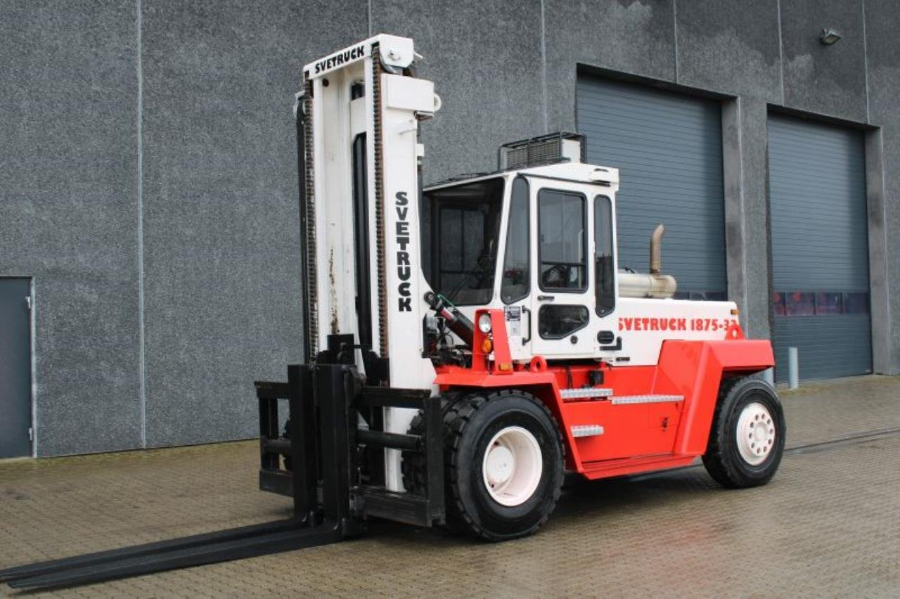 SveTruck 1875-33 - Diesel heftruck: afbeelding 2 SveTruck 1875-33 - Diesel heftruck: afbeelding 2