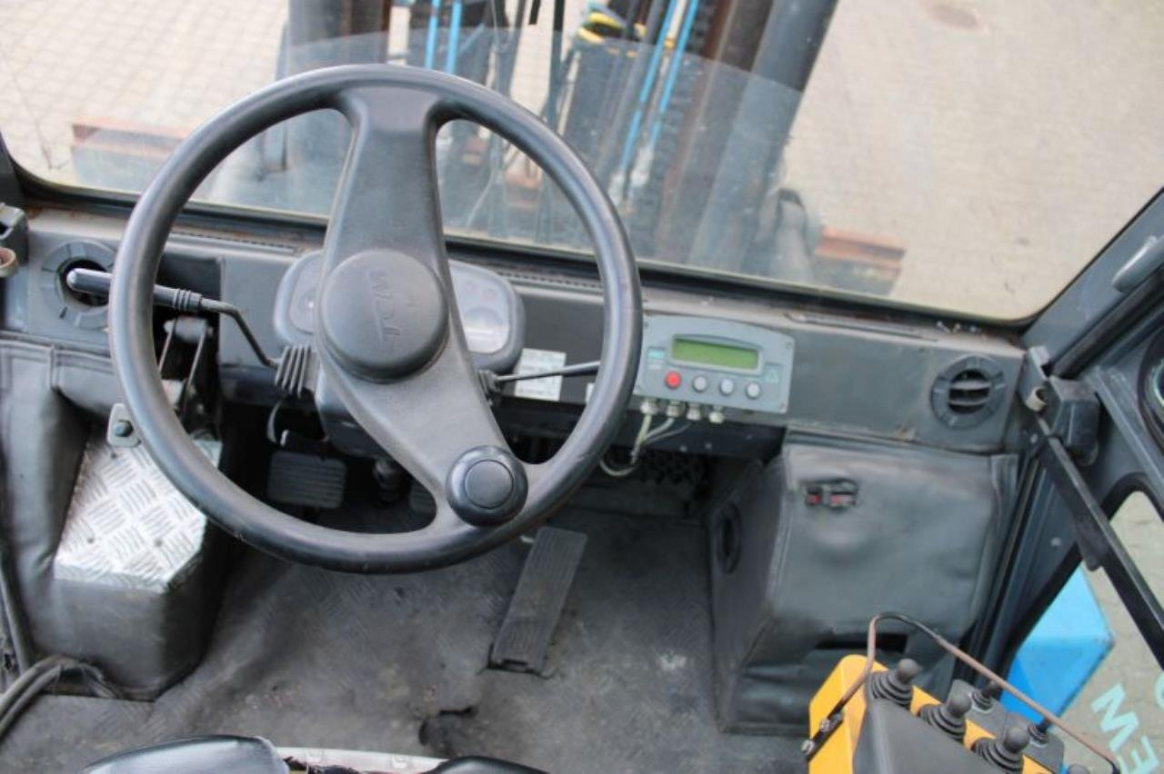 TCM FD80 - Diesel heftruck: afbeelding 4 TCM FD80 - Diesel heftruck: afbeelding 4