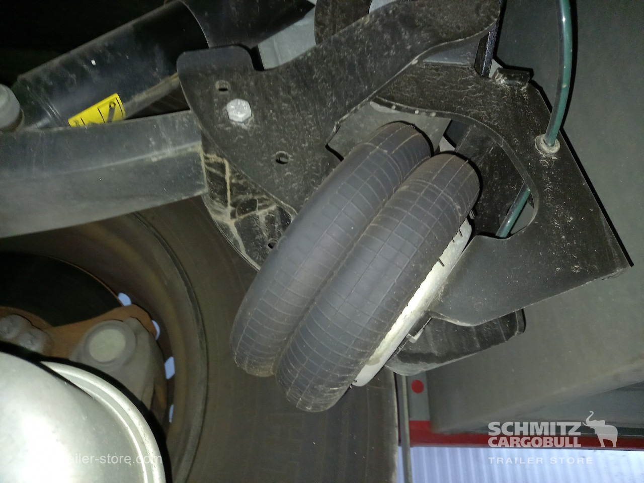 SCHMITZ Auflieger Tiefkühler Multitemp - Isotherm oplegger: afbeelding 3 SCHMITZ Auflieger Tiefkühler Multitemp - Isotherm oplegger: afbeelding 3