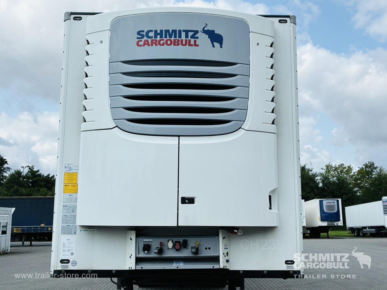 SCHMITZ Auflieger Tiefkühler Standard Double deck - Isotherm oplegger: afbeelding 2 SCHMITZ Auflieger Tiefkühler Standard Double deck - Isotherm oplegger: afbeelding 2