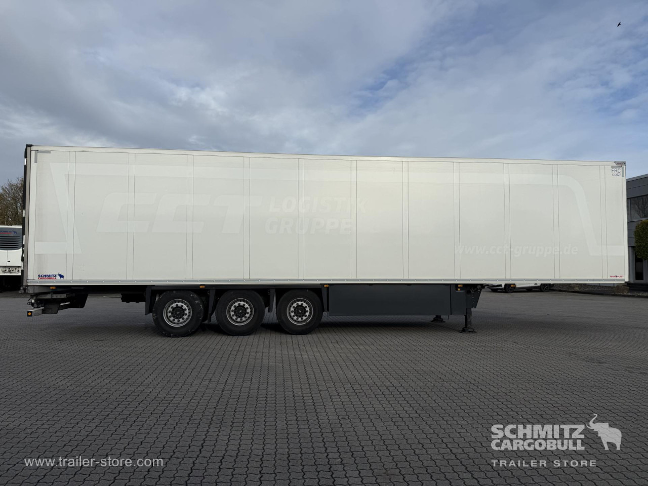 SCHMITZ Auflieger Tiefkühler Standard Double deck - Isotherm oplegger: afbeelding 2 SCHMITZ Auflieger Tiefkühler Standard Double deck - Isotherm oplegger: afbeelding 2