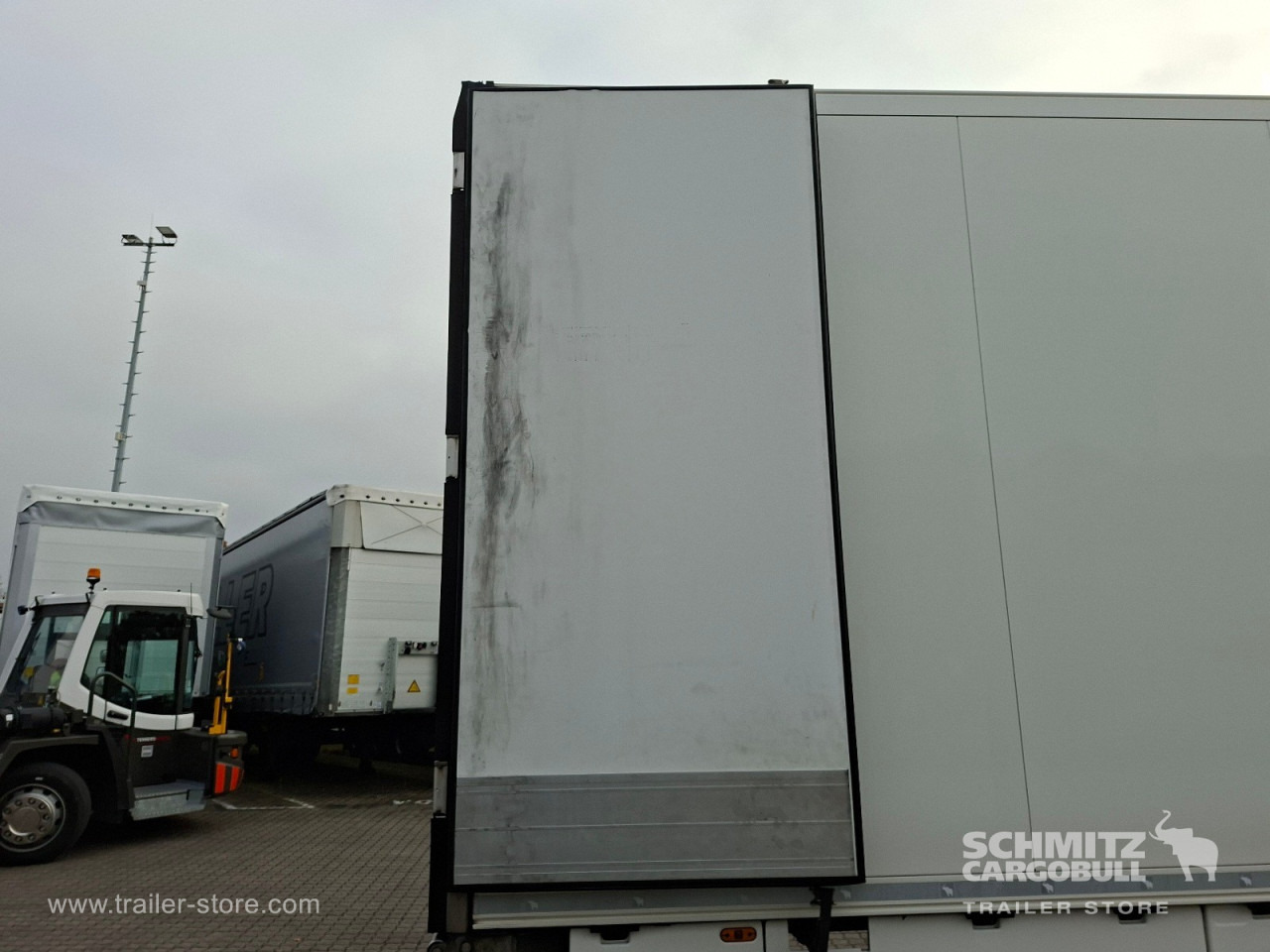 SCHMITZ Auflieger Tiefkühler Standard Double deck - Isotherm oplegger: afbeelding 4 SCHMITZ Auflieger Tiefkühler Standard Double deck - Isotherm oplegger: afbeelding 4