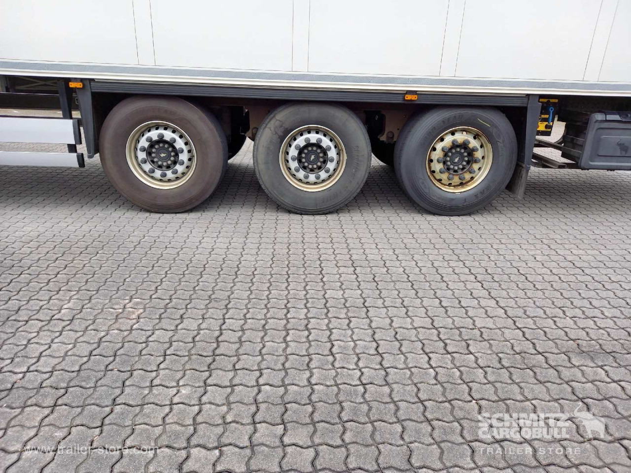 SCHMITZ Auflieger Tiefkühler Standard Double deck - Isotherm oplegger: afbeelding 2 SCHMITZ Auflieger Tiefkühler Standard Double deck - Isotherm oplegger: afbeelding 2