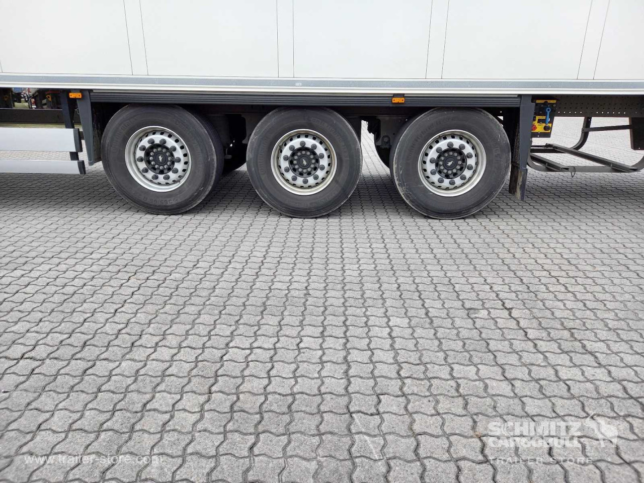 SCHMITZ Auflieger Tiefkühler Standard Double deck - Isotherm oplegger: afbeelding 2 SCHMITZ Auflieger Tiefkühler Standard Double deck - Isotherm oplegger: afbeelding 2