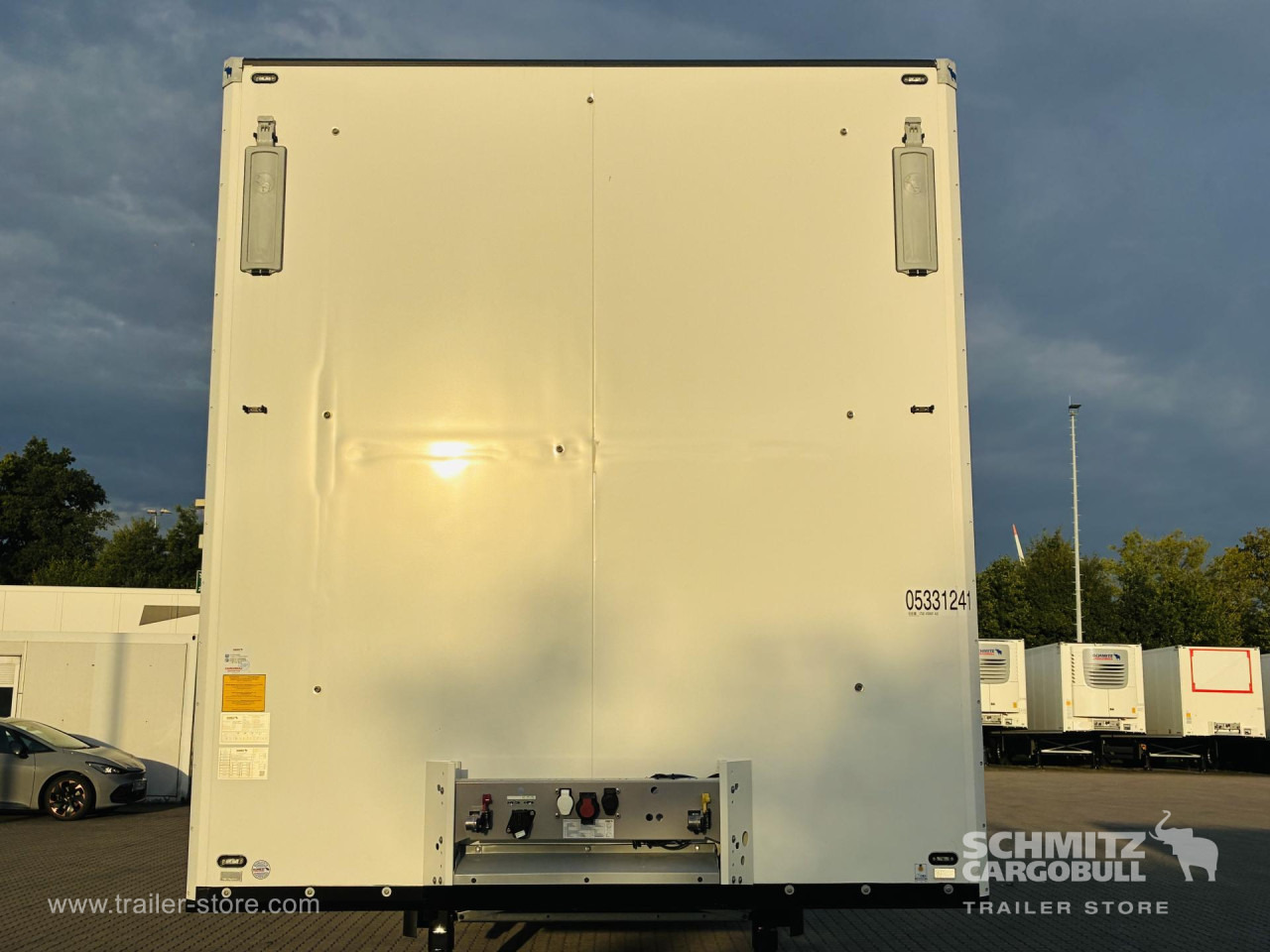 SCHMITZ Auflieger Tiefkühler Standard Double deck - Isotherm oplegger: afbeelding 2 SCHMITZ Auflieger Tiefkühler Standard Double deck - Isotherm oplegger: afbeelding 2