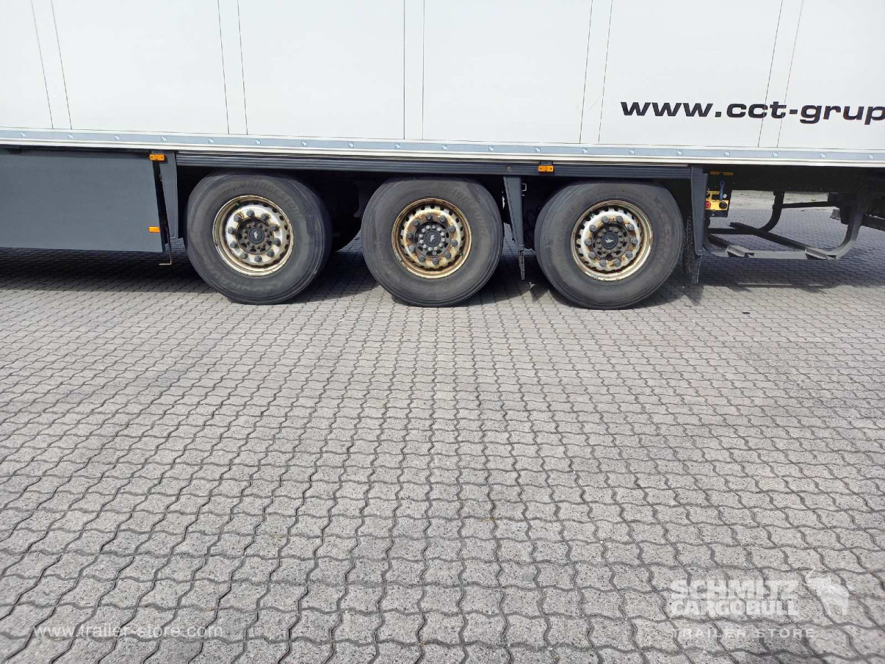 SCHMITZ Auflieger Tiefkühler Standard Double deck - Isotherm oplegger: afbeelding 2 SCHMITZ Auflieger Tiefkühler Standard Double deck - Isotherm oplegger: afbeelding 2