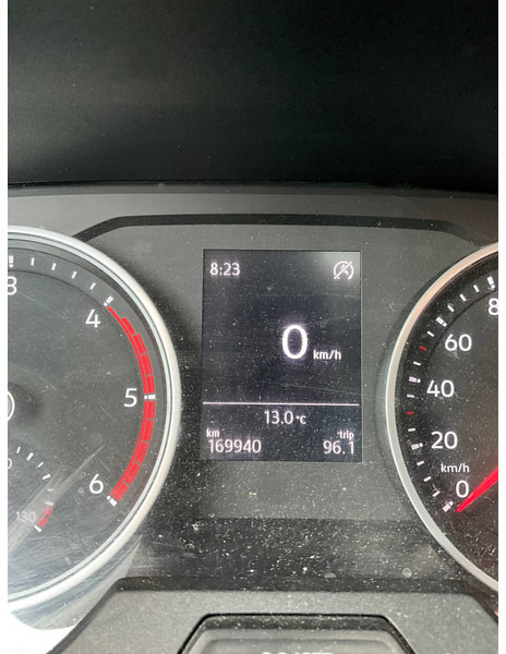 Bestelwagen Volkswagen Crafter 35 2.0 TDI met Nieuwe Oprijcarrosserie: afbeelding 14