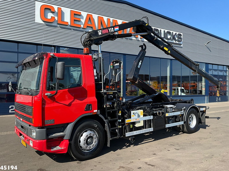 DAF FA 75.290 ATI Hiab 11 Tonmeter laadkraan Just 84.508 km! - Haakarmsysteem vrachtwagen, Kraanwagen: afbeelding 1 DAF FA 75.290 ATI Hiab 11 Tonmeter laadkraan Just 84.508 km! - Haakarmsysteem vrachtwagen, Kraanwagen: afbeelding 1