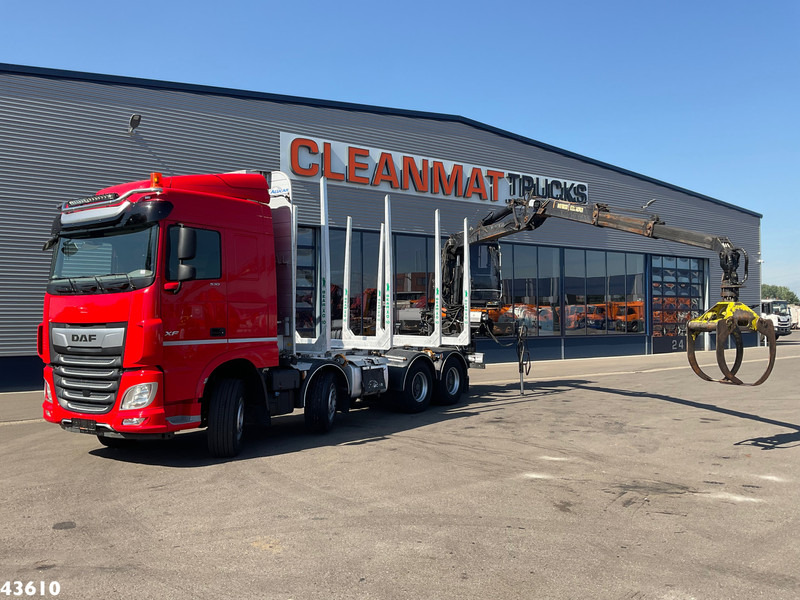 DAF FAD XF 530 8x4 Holzkran - Kraanwagen: afbeelding 1 DAF FAD XF 530 8x4 Holzkran - Kraanwagen: afbeelding 1
