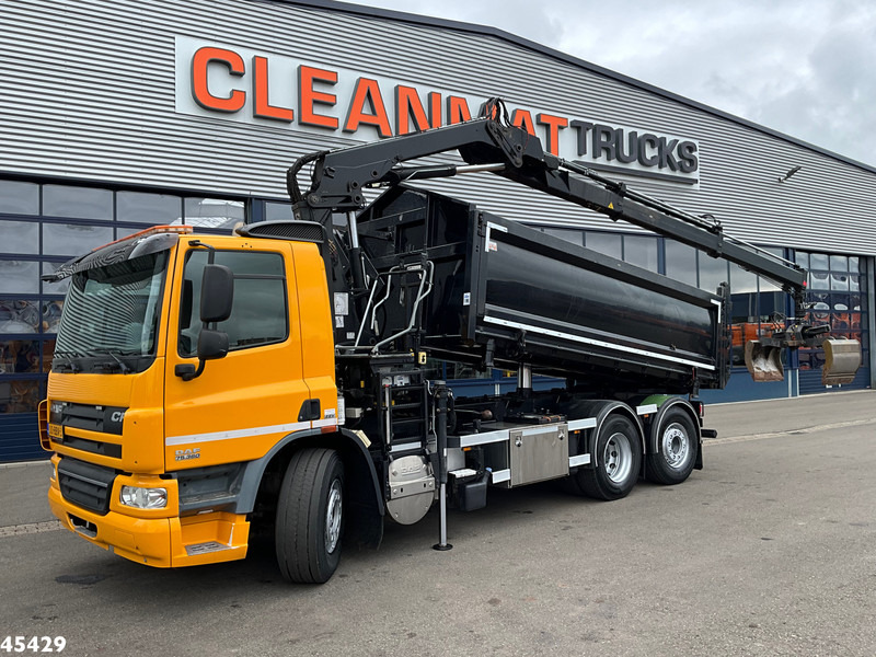 DAF FAN 75 CF 360 Hiab 12 Tonmeter laadkraan + Kipper 15m³ Just 177.993 km! - Kipper vrachtwagen, Kraanwagen: afbeelding 1 DAF FAN 75 CF 360 Hiab 12 Tonmeter laadkraan + Kipper 15m³ Just 177.993 km! - Kipper vrachtwagen, Kraanwagen: afbeelding 1