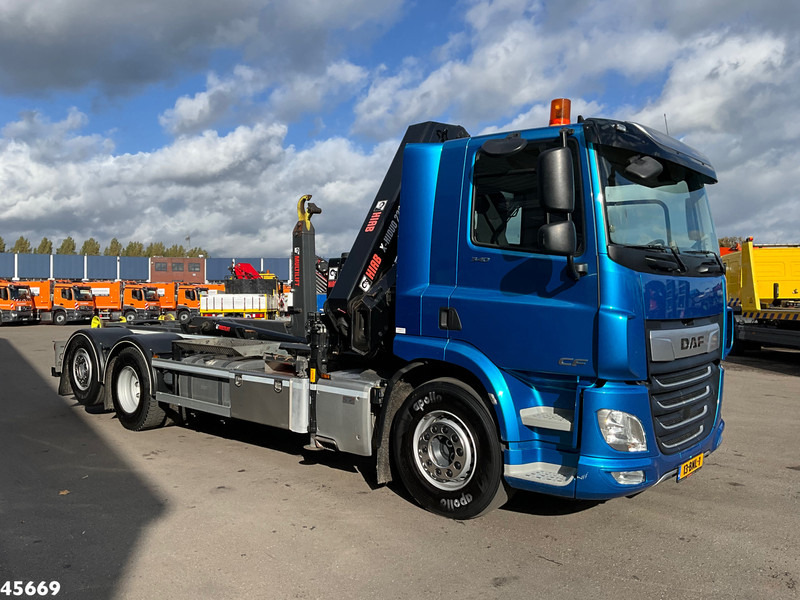DAF FAN CF 340 Euro 6 Hiab 22 Tonmeter laadkraan Just 136.360 km! - Haakarmsysteem vrachtwagen: afbeelding 3 DAF FAN CF 340 Euro 6 Hiab 22 Tonmeter laadkraan Just 136.360 km! - Haakarmsysteem vrachtwagen: afbeelding 3