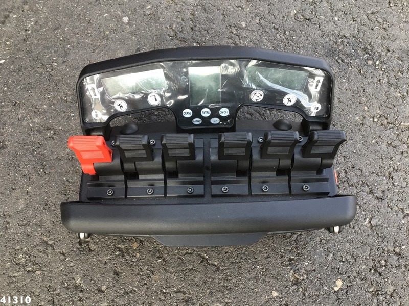 Vuilniswagen DAF FAN CF 340 Hiab 23 ton/meter laadkraan: afbeelding 10 Vuilniswagen DAF FAN CF 340 Hiab 23 ton/meter laadkraan: afbeelding 10