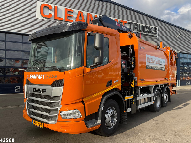 DAF FAN XD 340 Hiab 23 Tonmeter laadkraan + Welvaarts Weighing system - Vuilniswagen: afbeelding 2 DAF FAN XD 340 Hiab 23 Tonmeter laadkraan + Welvaarts Weighing system - Vuilniswagen: afbeelding 2