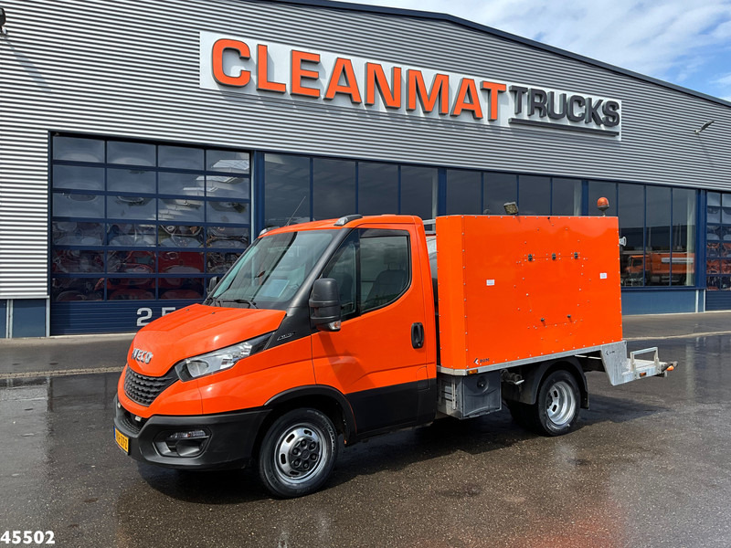 Iveco Daily 35C14 Euro 6 ROM Toilet servicewagen - Vacuümwagen: afbeelding 2 Iveco Daily 35C14 Euro 6 ROM Toilet servicewagen - Vacuümwagen: afbeelding 2