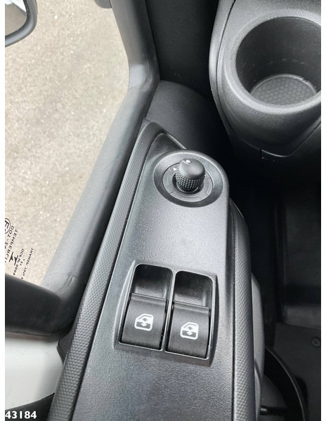 Bakwagen Iveco Daily 35C16 2.3 met laadklep: afbeelding 16