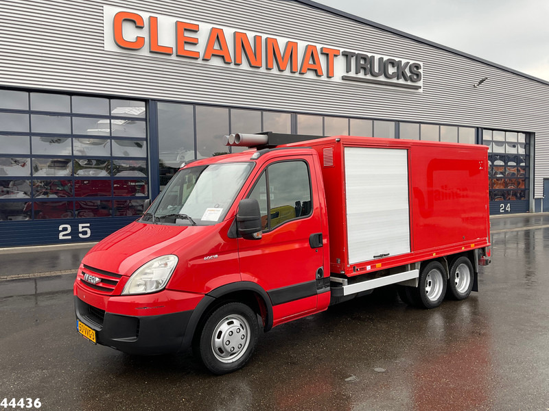 Iveco Daily 40C18 + Veldhuizen oplegger ROM Hogedrukinstallatie - Vacuümwagen: afbeelding 2 Iveco Daily 40C18 + Veldhuizen oplegger ROM Hogedrukinstallatie - Vacuümwagen: afbeelding 2