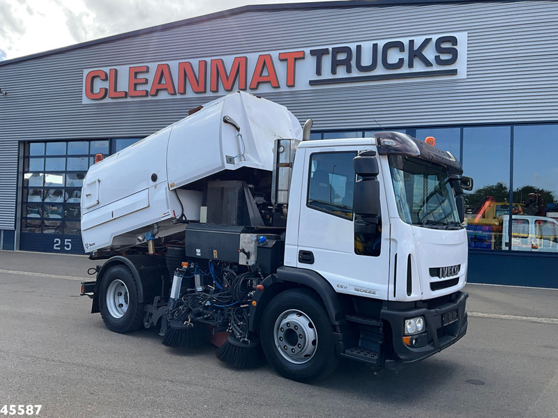 Iveco Eurocargo ML160E22 Johnston Beam VT 650 Just 114.865 km! - Veegwagen: afbeelding 1 Iveco Eurocargo ML160E22 Johnston Beam VT 650 Just 114.865 km! - Veegwagen: afbeelding 1