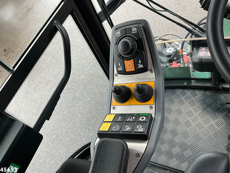 Veegwagen Kärcher MC 250 Just 16.579 km!: afbeelding 13 Veegwagen Kärcher MC 250 Just 16.579 km!: afbeelding 13