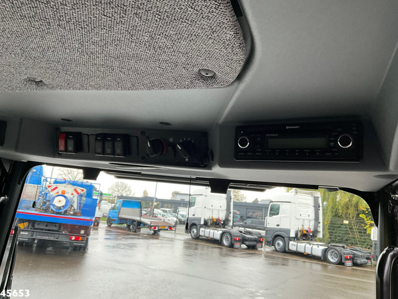 Veegwagen Kärcher MC 250 Just 16.579 km!: afbeelding 14 Veegwagen Kärcher MC 250 Just 16.579 km!: afbeelding 14