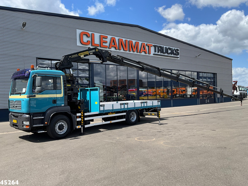 MAN TGA 18.310 4X4H Manual Palfinger 36 Tonmeter laadkraan Just 226.172 km! - Kraanwagen: afbeelding 1 MAN TGA 18.310 4X4H Manual Palfinger 36 Tonmeter laadkraan Just 226.172 km! - Kraanwagen: afbeelding 1