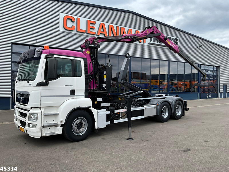 MAN TGS 28.320 Palfinger 15 Tonmeter Z-kraan Just 105.229 km! - Haakarmsysteem vrachtwagen, Kraanwagen: afbeelding 1 MAN TGS 28.320 Palfinger 15 Tonmeter Z-kraan Just 105.229 km! - Haakarmsysteem vrachtwagen, Kraanwagen: afbeelding 1