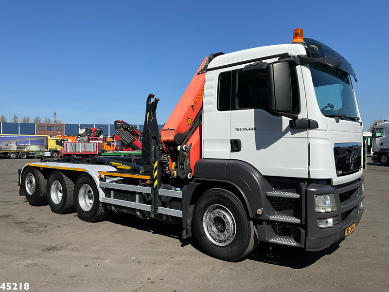MAN TGS 35.440 8x4 Euro 5 Palfinger 30 Tonmeter laadkraan - Haakarmsysteem vrachtwagen, Kraanwagen: afbeelding 3 MAN TGS 35.440 8x4 Euro 5 Palfinger 30 Tonmeter laadkraan - Haakarmsysteem vrachtwagen, Kraanwagen: afbeelding 3