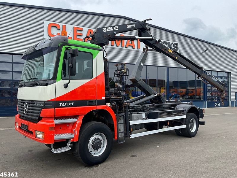 Mercedes-Benz Actros 1931 AK 4x4 Hiab 12 Tonmeter laadkraan - Haakarmsysteem vrachtwagen, Kraanwagen: afbeelding 1 Mercedes-Benz Actros 1931 AK 4x4 Hiab 12 Tonmeter laadkraan - Haakarmsysteem vrachtwagen, Kraanwagen: afbeelding 1