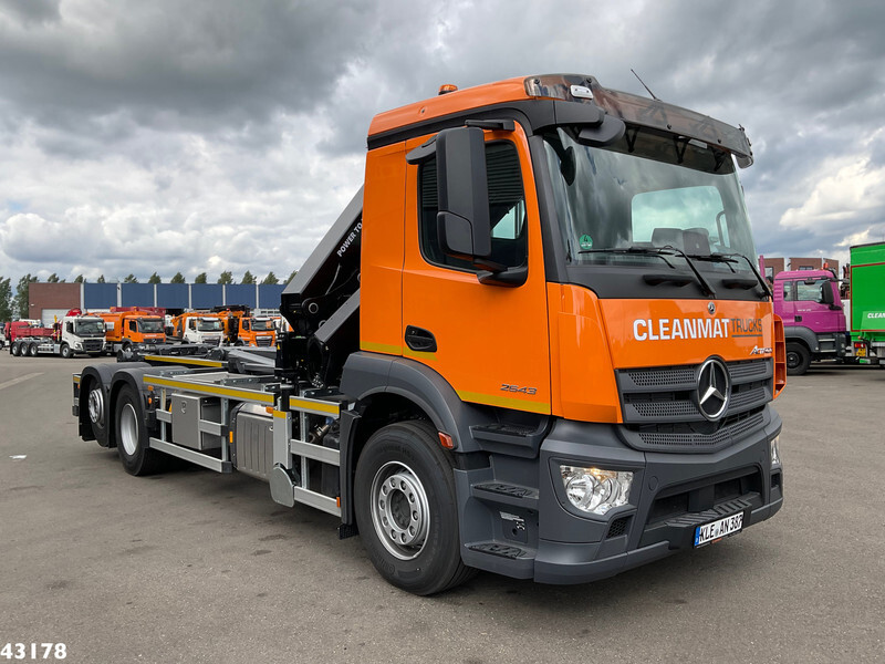 Mercedes-Benz Actros 2643 Euro 6 HMF 23 Tonmeter laadkraan - Haakarmsysteem vrachtwagen, Kraanwagen: afbeelding 4 Mercedes-Benz Actros 2643 Euro 6 HMF 23 Tonmeter laadkraan - Haakarmsysteem vrachtwagen, Kraanwagen: afbeelding 4