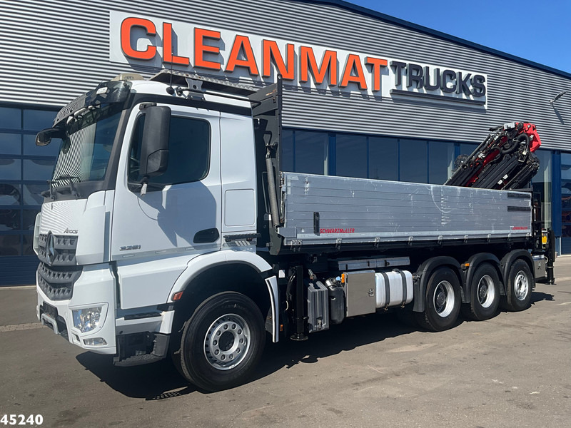 Mercedes-Benz Arocs 3251 8x4 Euro 6 Retarder Palfinger 34 Tonmeter laadkraan + Fly-Jib Just 146.766 km! - Kraanwagen: afbeelding 4 Mercedes-Benz Arocs 3251 8x4 Euro 6 Retarder Palfinger 34 Tonmeter laadkraan + Fly-Jib Just 146.766 km! - Kraanwagen: afbeelding 4