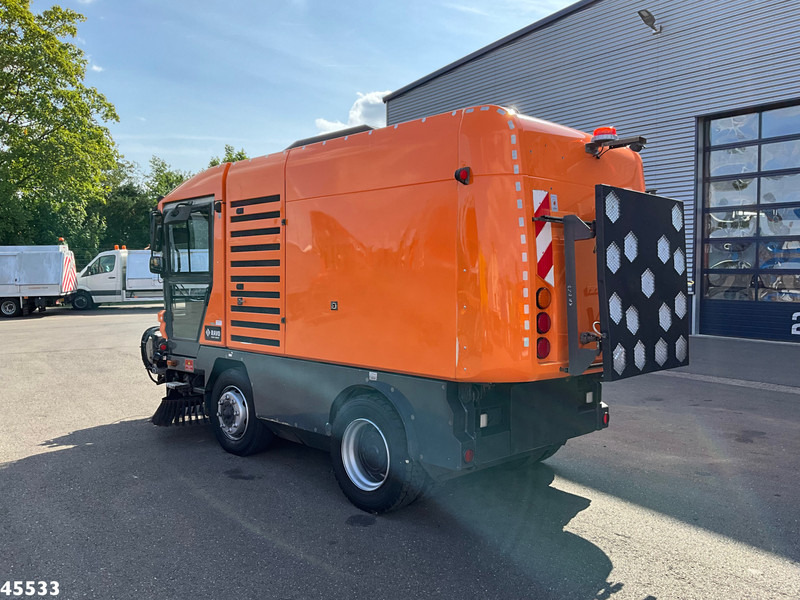 Ravo 5-Serie 560 with 3-rd brush - Veegwagen: afbeelding 4 Ravo 5-Serie 560 with 3-rd brush - Veegwagen: afbeelding 4