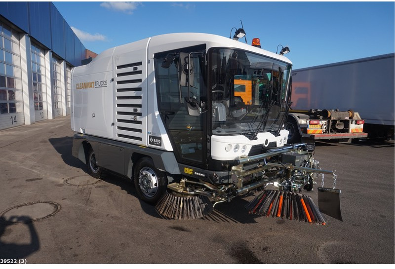 Ravo 540 CD with 3-rd brush - Veegwagen: afbeelding 4 Ravo 540 CD with 3-rd brush - Veegwagen: afbeelding 4