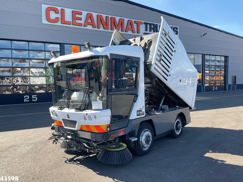 Ravo 540 - Veegwagen: afbeelding 1 Ravo 540 - Veegwagen: afbeelding 1