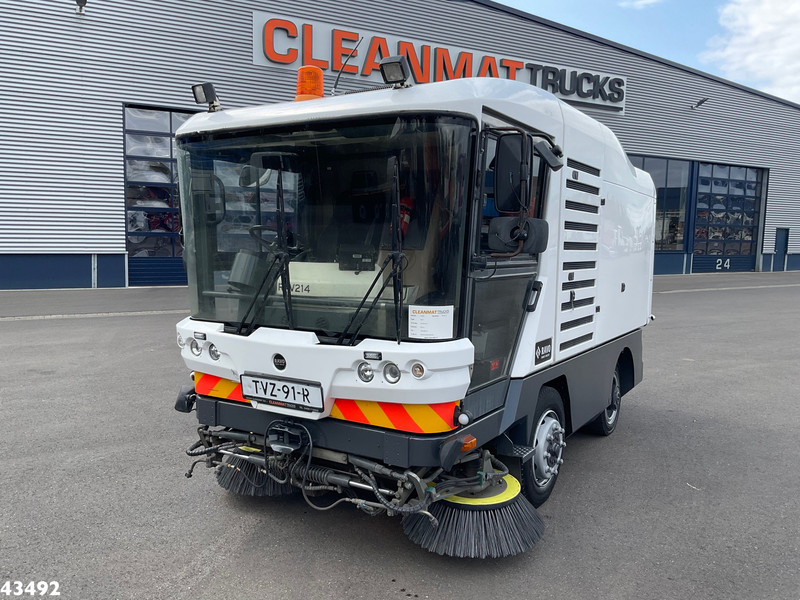 Ravo 540 - Veegwagen: afbeelding 1 Ravo 540 - Veegwagen: afbeelding 1