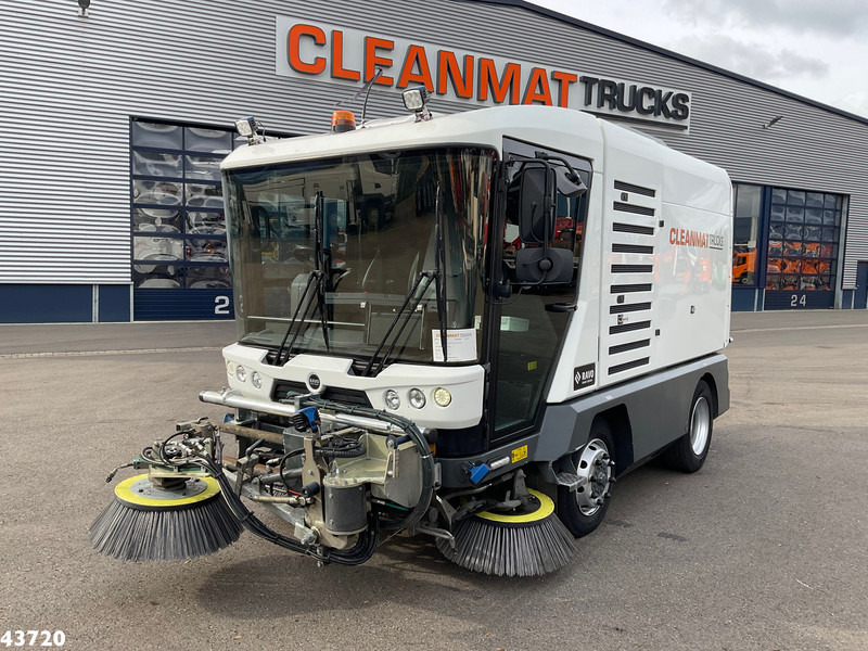 Ravo 540 STH Euro 6 with 3-rd brush - Veegwagen: afbeelding 2 Ravo 540 STH Euro 6 with 3-rd brush - Veegwagen: afbeelding 2