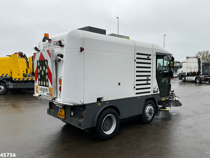 Ravo 580 with 3-rd brush - Veegwagen: afbeelding 5 Ravo 580 with 3-rd brush - Veegwagen: afbeelding 5