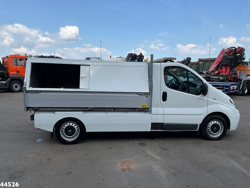 Renault Trafic 2.0 dCi Veeg-vuil kipper - Vuilniswagen: afbeelding 4 Renault Trafic 2.0 dCi Veeg-vuil kipper - Vuilniswagen: afbeelding 4