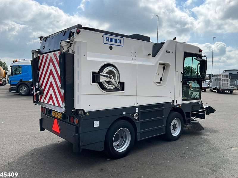 Schmidt Cleango 500 Compact Euro 6 with 3-rd brush - Veegwagen: afbeelding 5 Schmidt Cleango 500 Compact Euro 6 with 3-rd brush - Veegwagen: afbeelding 5
