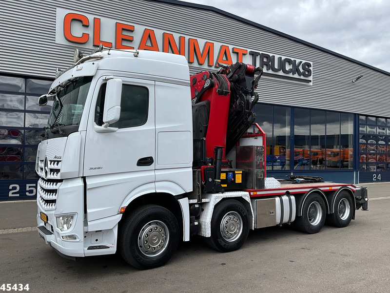 Mercedes-Benz Arocs 3251 8x4 Euro 6 Retarder HMF 85 Tonmeter laadkraan Fly-Jib - Trekker: afbeelding 2 Mercedes-Benz Arocs 3251 8x4 Euro 6 Retarder HMF 85 Tonmeter laadkraan Fly-Jib - Trekker: afbeelding 2