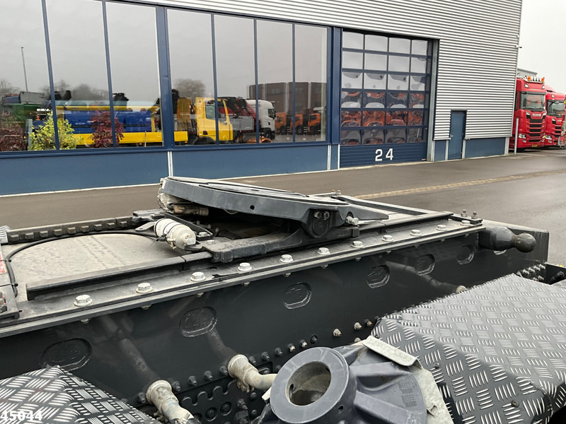 Volvo FH 540 8x2 Fassi 145 Tonmeter laadkraan + Fly-JIb Just 7.187 Km! Demo voertuig! - Trekker: afbeelding 5 Volvo FH 540 8x2 Fassi 145 Tonmeter laadkraan + Fly-JIb Just 7.187 Km! Demo voertuig! - Trekker: afbeelding 5