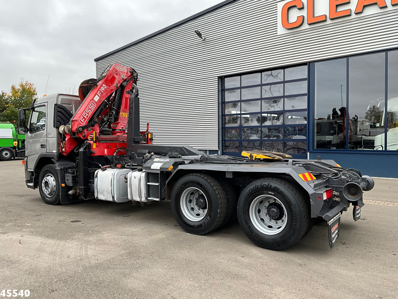 Volvo FM 340 6x4 Fassi 19 Tonmeter laadkraan - Trekker: afbeelding 2 Volvo FM 340 6x4 Fassi 19 Tonmeter laadkraan - Trekker: afbeelding 2