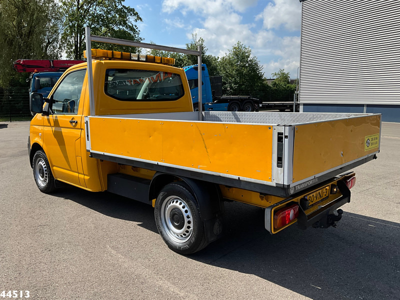 Volkswagen Transporter 2.0 300 Manual - Vrachtwagen met open laadbak: afbeelding 3 Volkswagen Transporter 2.0 300 Manual - Vrachtwagen met open laadbak: afbeelding 3