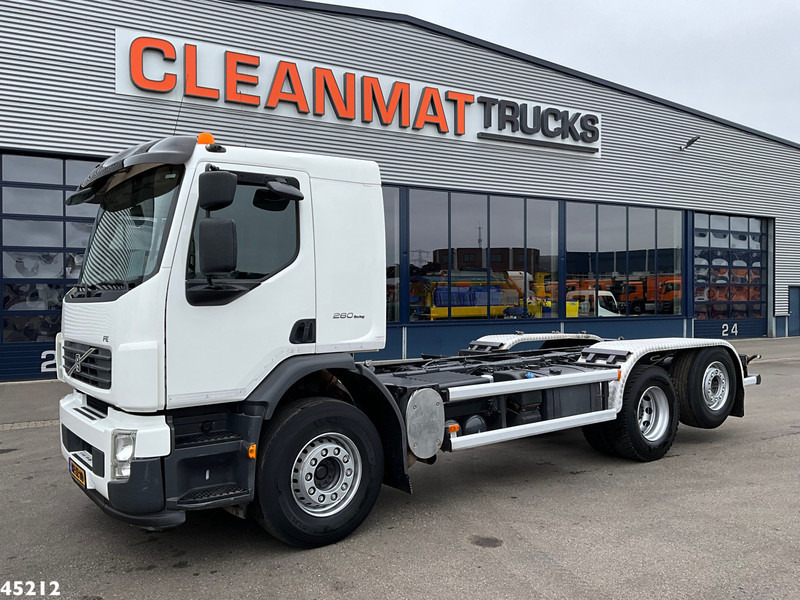 Volvo FE 260 Chassis cabine with PTO Just 199.470 km! - Chassis vrachtwagen: afbeelding 2 Volvo FE 260 Chassis cabine with PTO Just 199.470 km! - Chassis vrachtwagen: afbeelding 2