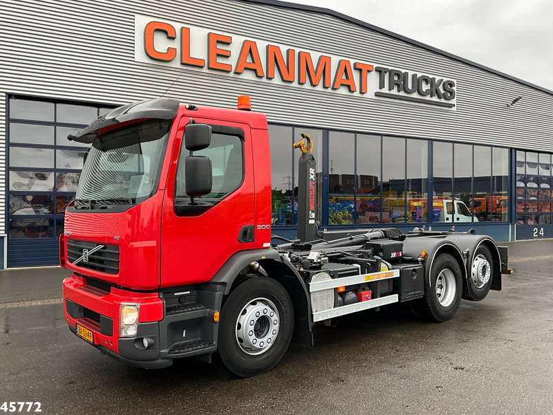 Volvo FE 300 Multilift 21 Ton haakarmsysteem Just 25.868 km! Like New! - Haakarmsysteem vrachtwagen: afbeelding 2 Volvo FE 300 Multilift 21 Ton haakarmsysteem Just 25.868 km! Like New! - Haakarmsysteem vrachtwagen: afbeelding 2