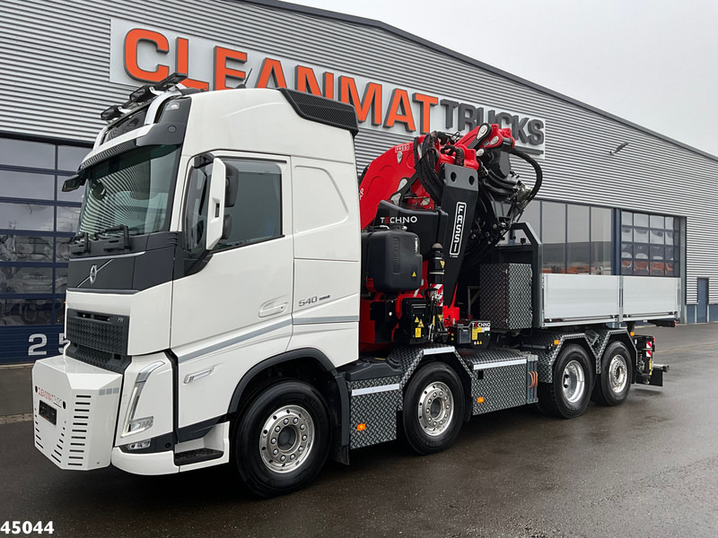 Volvo FH 540 8x2 Fassi 145 Tonmeter laadkraan + Fly-JIb Just 7.187 Km! Demo voertuig! - Kraanwagen: afbeelding 3 Volvo FH 540 8x2 Fassi 145 Tonmeter laadkraan + Fly-JIb Just 7.187 Km! Demo voertuig! - Kraanwagen: afbeelding 3