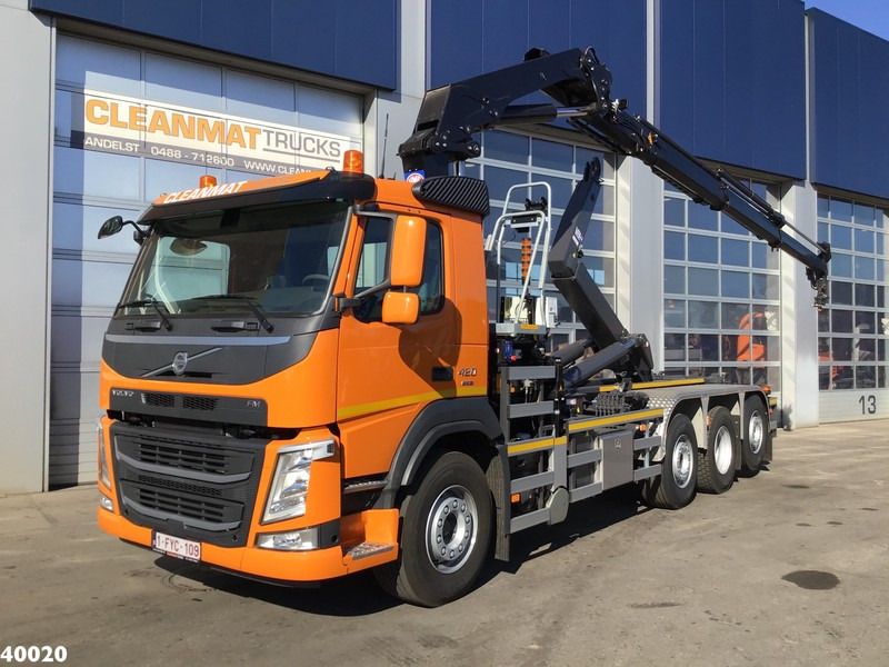 Volvo FM 420 8x2 HMF 28 ton/meter laadkraan Welvaarts weighing system - Haakarmsysteem vrachtwagen, Kraanwagen: afbeelding 1 Volvo FM 420 8x2 HMF 28 ton/meter laadkraan Welvaarts weighing system - Haakarmsysteem vrachtwagen, Kraanwagen: afbeelding 1