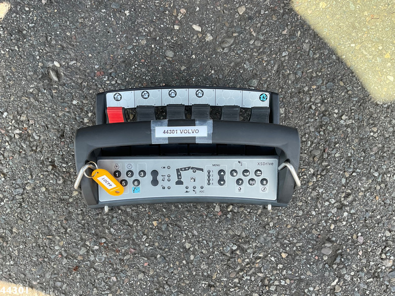 Haakarmsysteem vrachtwagen, Kraanwagen Volvo FMX 500 8x4 Euro 6 Hiab 65 Tonmeter laadkraan + Multilift 25 Ton haakarmsysteem NEW AND UNUSED!: afbeelding 9 Haakarmsysteem vrachtwagen, Kraanwagen Volvo FMX 500 8x4 Euro 6 Hiab 65 Tonmeter laadkraan + Multilift 25 Ton haakarmsysteem NEW AND UNUSED!: afbeelding 9