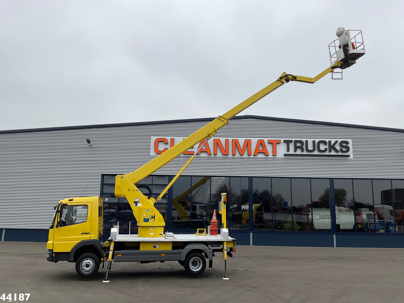 Mercedes-Benz Atego 815 Wumag Elevant 17 meter hoogwerker Just 39.048 km! - Vrachtwagen: afbeelding 1 Mercedes-Benz Atego 815 Wumag Elevant 17 meter hoogwerker Just 39.048 km! - Vrachtwagen: afbeelding 1