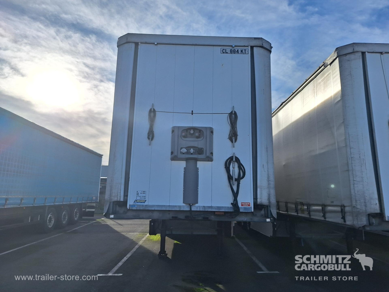 FRUEHAUF Curtainsider Standard Taillift - Schuifzeiloplegger: afbeelding 2 FRUEHAUF Curtainsider Standard Taillift - Schuifzeiloplegger: afbeelding 2