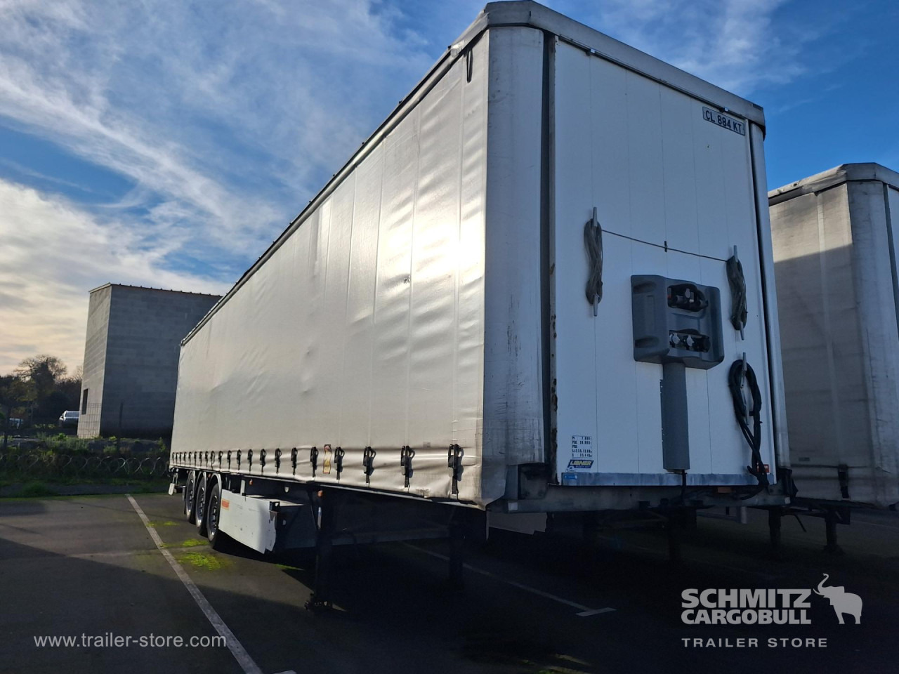 FRUEHAUF Curtainsider Standard Taillift - Schuifzeiloplegger: afbeelding 1 FRUEHAUF Curtainsider Standard Taillift - Schuifzeiloplegger: afbeelding 1
